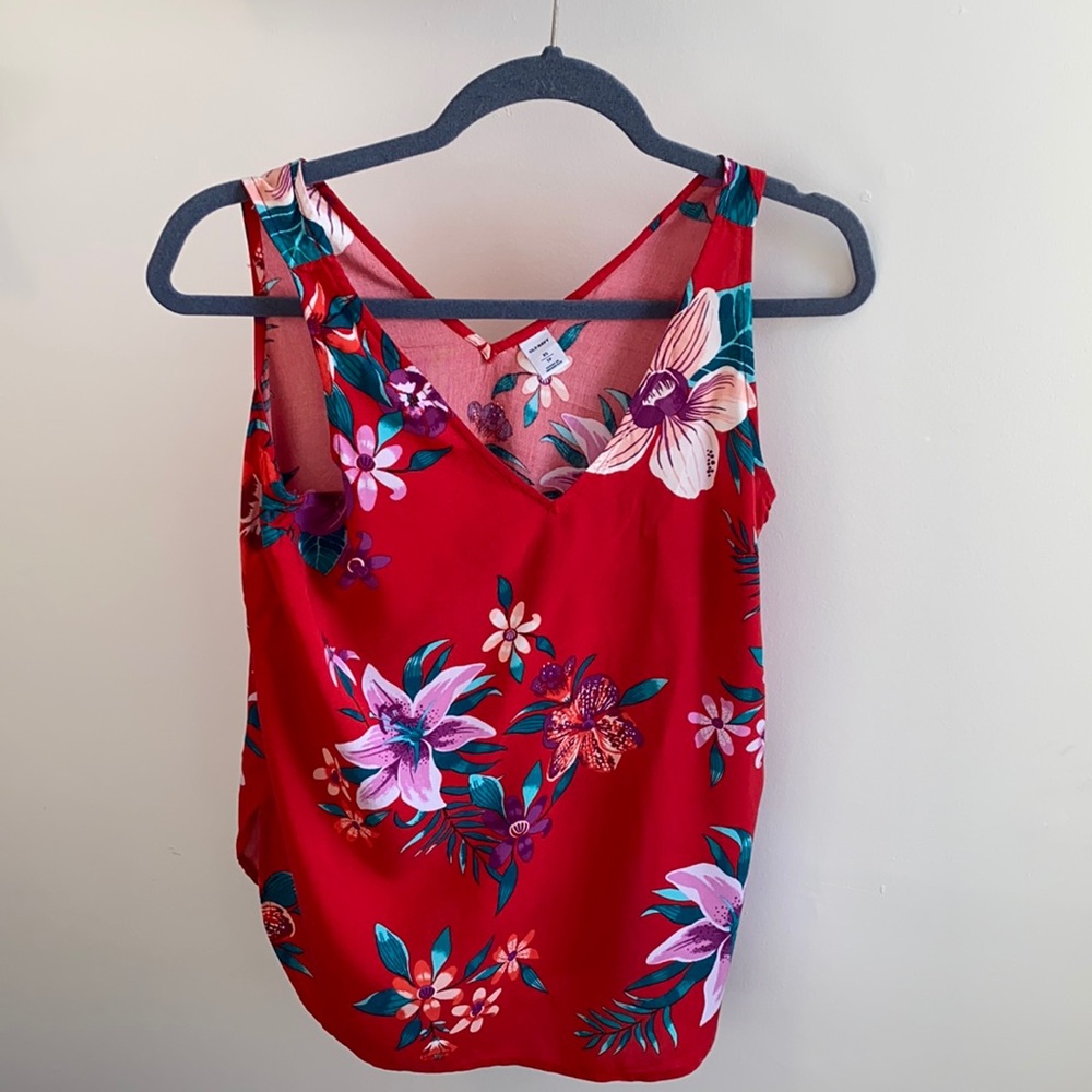 V neck tank